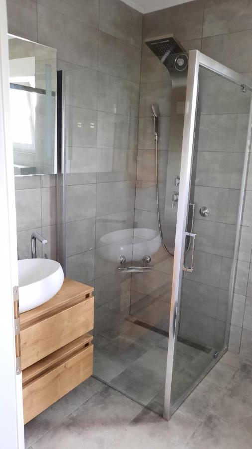 Aksa Residences Вир Экстерьер фото